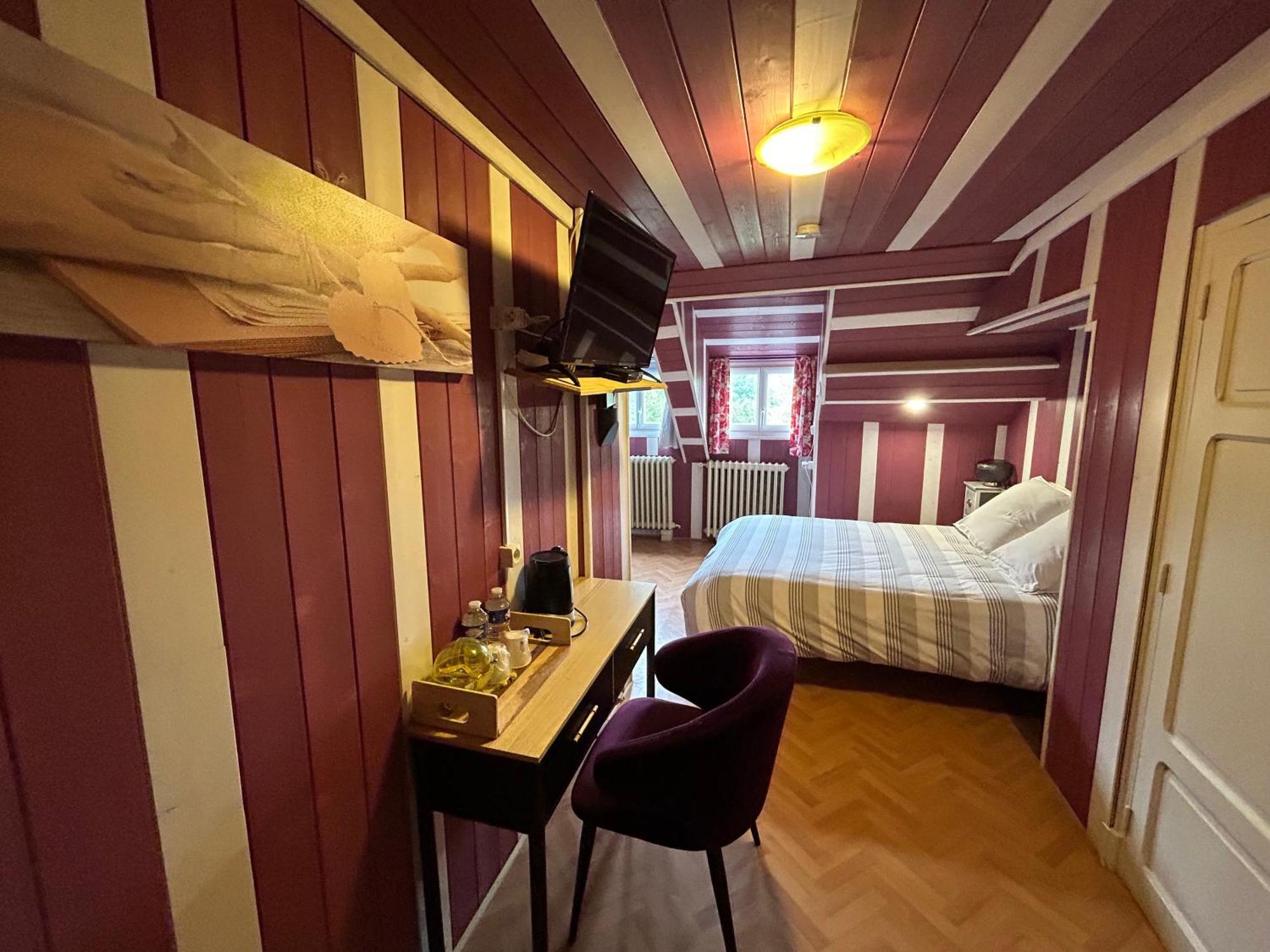 Chambres D'Hotes La Cheminee Tardets-Sorholus Esterno foto