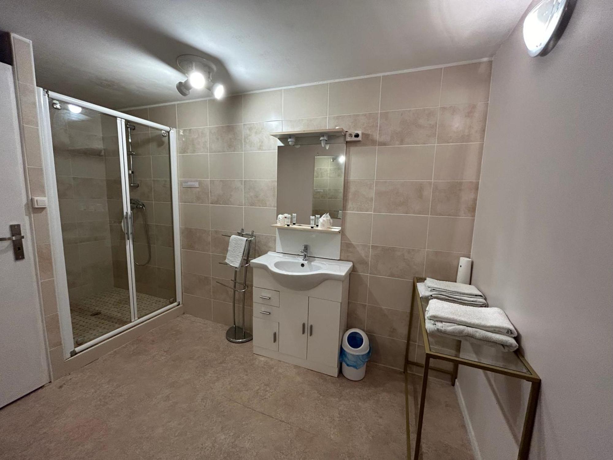 Chambres D'Hotes La Cheminee Tardets-Sorholus Esterno foto